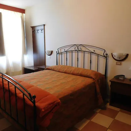 Ristorante Bocca Di Valle ホテル 3*