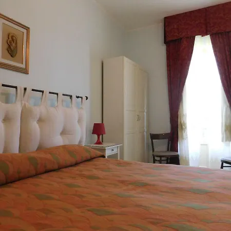 Ristorante Bocca Di Valle グアルディアグレーレ